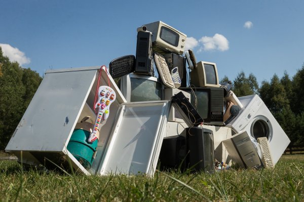 Užsisakykite nemokamą elektronikos atliekų išvežimą