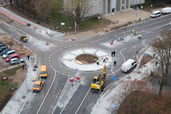 Bus paleistas eismas nauja žiedine sankryža