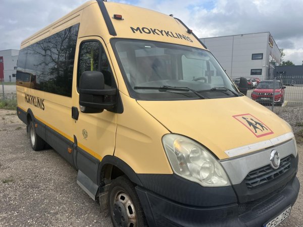 PAKARTOTINIS Automobilio IVECO DAILY pardavimas viešo aukciono būdu