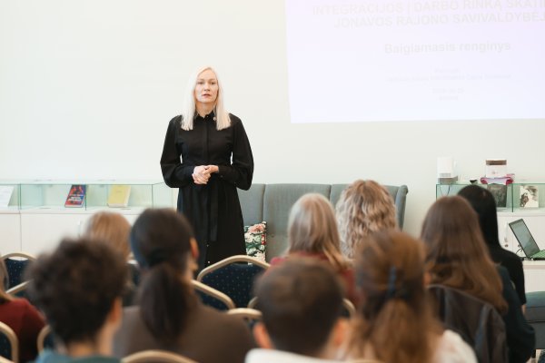 Jaunimo vasaros užimtumo programą užbaigė bendras rezultatų aptarimas